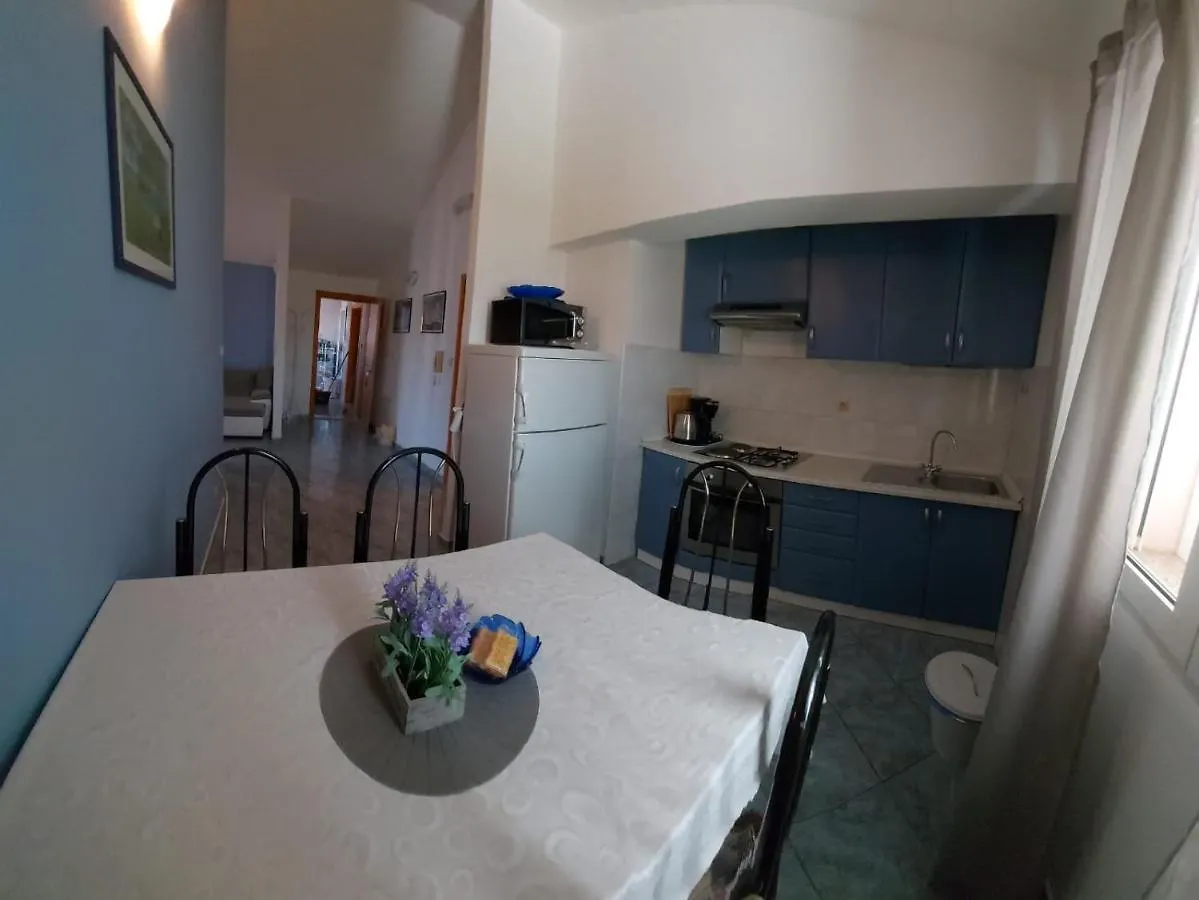 Apartments Tomic
