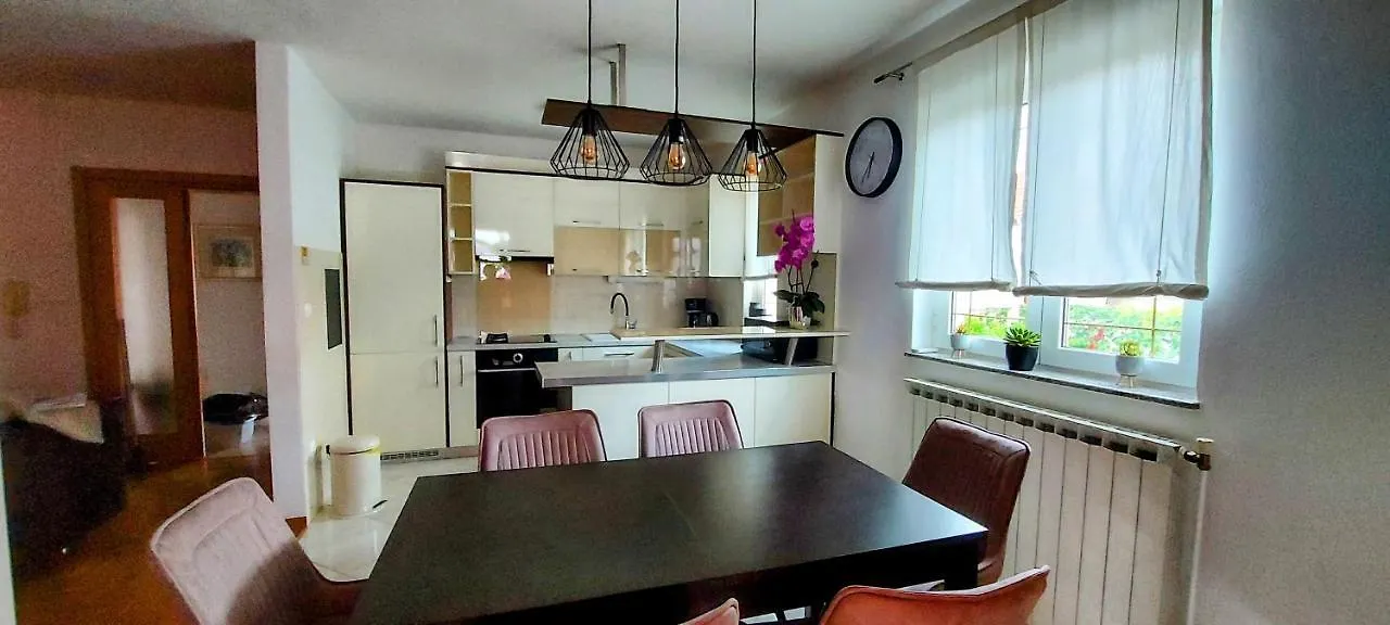 Apartments Tomic 0*, Biograd Na Moru