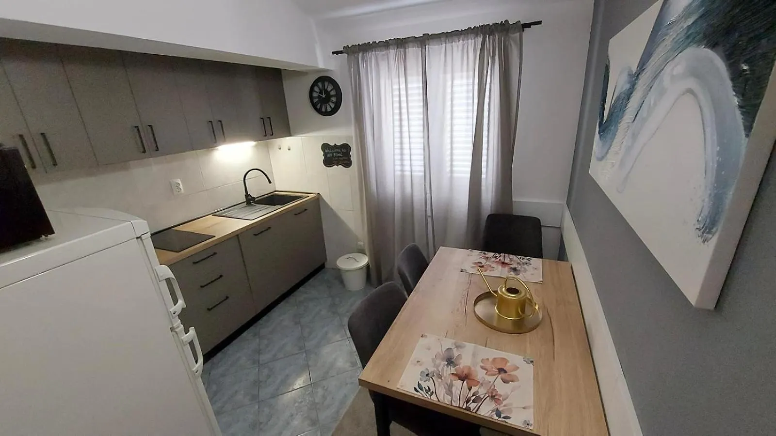 Apartments Tomic  Biograd Na Moru
