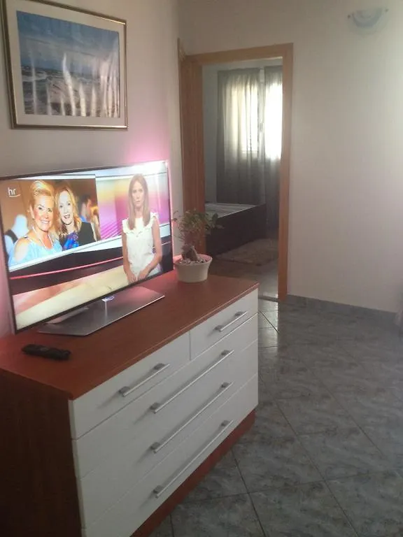 Apartments Tomic 0*, Biograd Na Moru