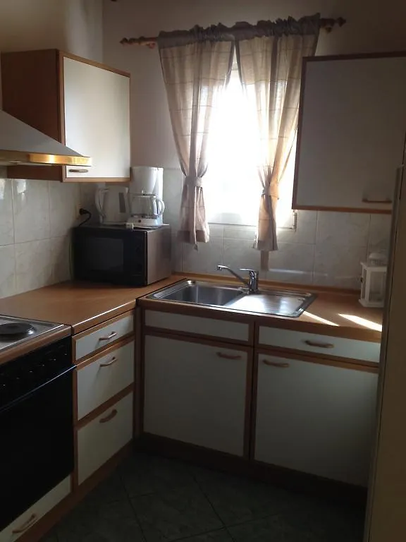 Apartments Tomic  Biograd Na Moru