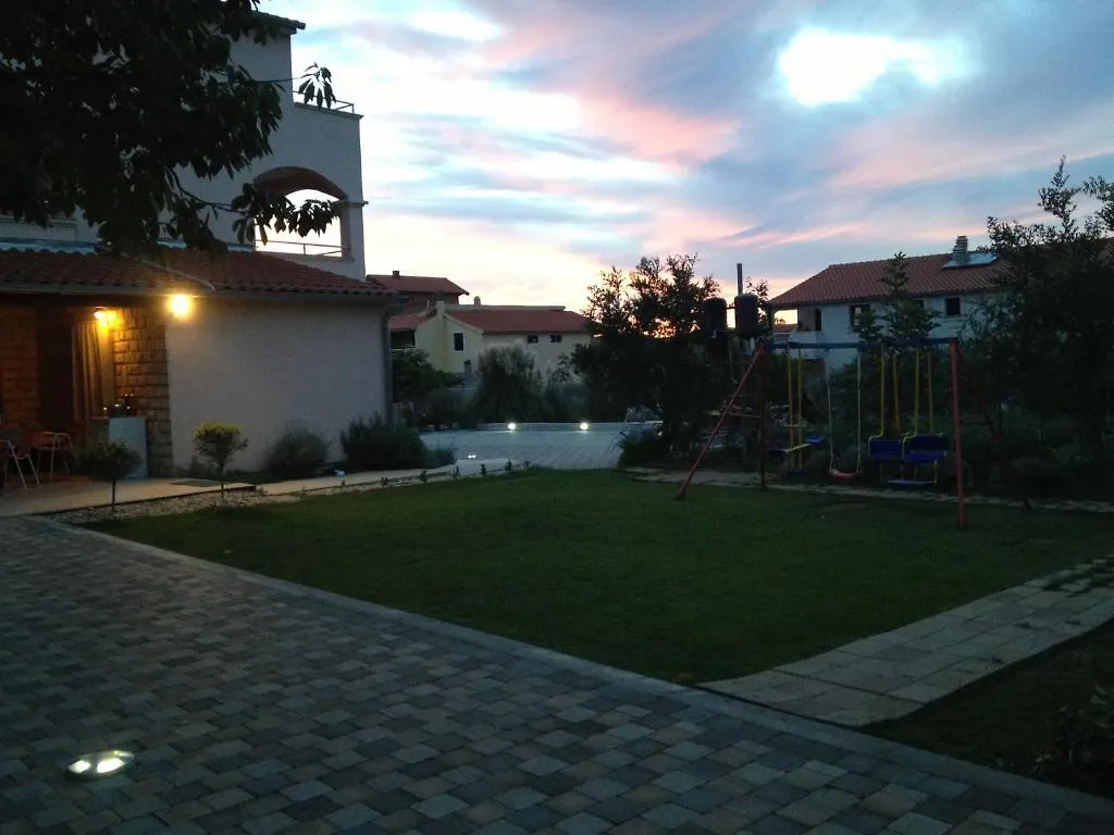 Apartments Tomic 0*, Biograd Na Moru Croatia
