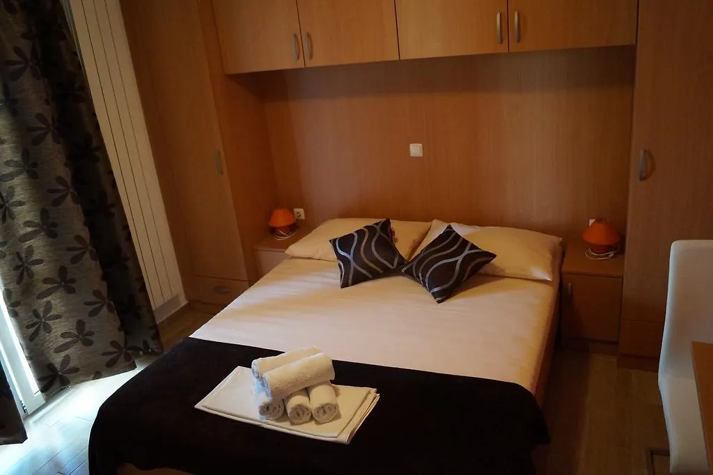 Apartments Tomic
